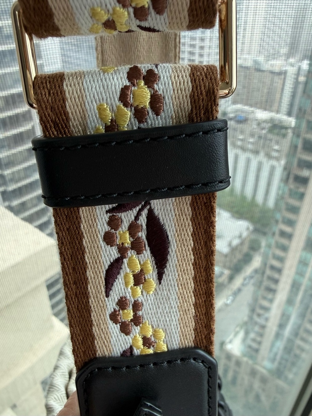 NWT Tory Burch Black Woven Leather Crossbody Bucket Bag w/Embroidered Strap - Picture 3 of 7